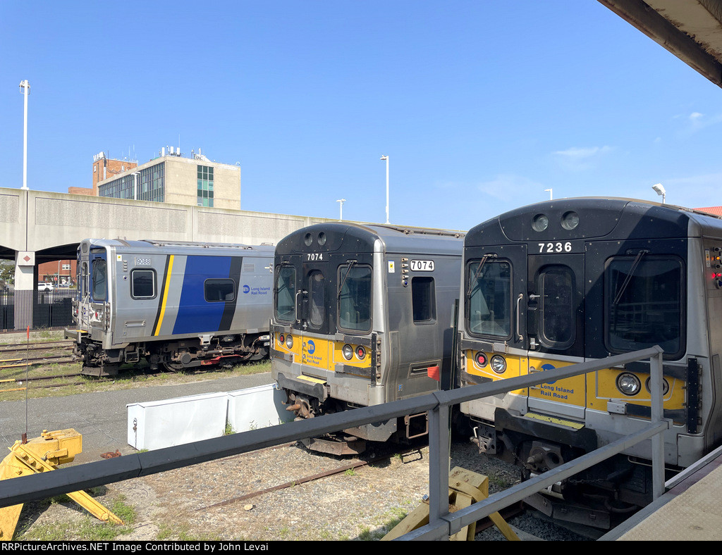 LIRR trains 